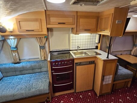 2002 Elddis Avante, белый, 999000 рублей, вид 5