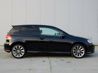 2010 Volkswagen Golf VI, чёрный, 680000 рублей, вид 5