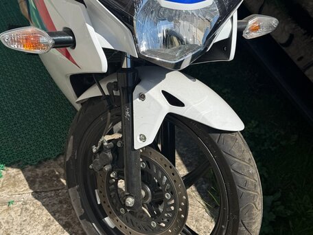 2011 Honda CBR 250R, белый, 255000 рублей, вид 2