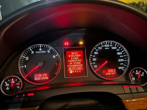 2007 Audi A4 III (B7), синий, 570000 рублей - вид 10