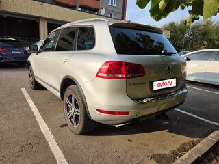 2010 Volkswagen Touareg II, серый, 1700000 рублей, вид 5