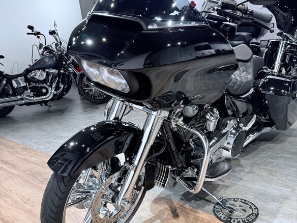 2017 Harley-Davidson Road Glide Special, чёрный, 1899000 рублей - вид 12