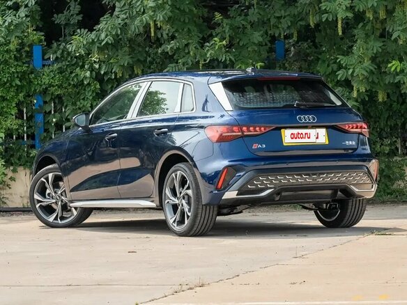 2026 Audi A3 Sportback 35 TFSI IV (8Y) Рестайлинг, синий, 3630000 рублей - вид 7