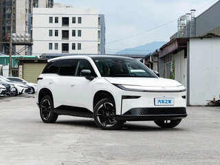 2026 Toyota bZ3X 58.3 kWh, белый, 2750000 рублей, вид 1
