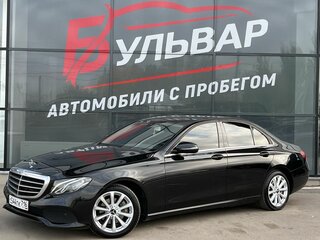 2017 Mercedes-Benz E-Класс 200 V (W213, S213, C238), чёрный, 2300000 рублей, вид 3