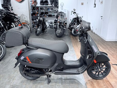 2024 Vespa GTS Super 300, серый, 1299000 рублей, вид 3