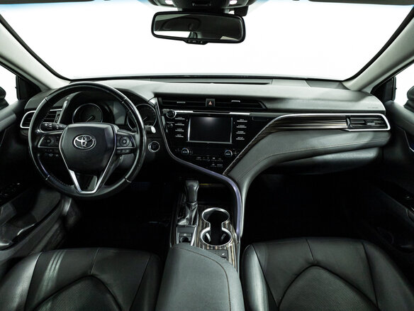2019 Toyota Camry VIII (XV70), чёрный, 1999585 рублей - вид 12