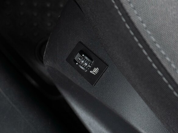 2013 Peugeot 208 I, бежевый - вид 15