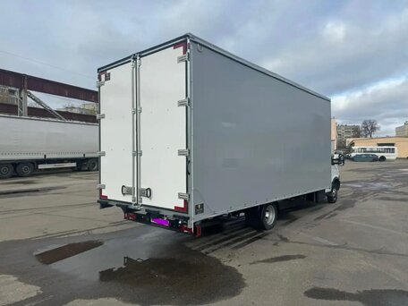 2012 Iveco Daily, белый, 4000000 рублей, вид 4