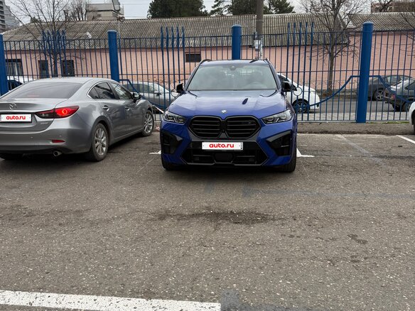 2021 BMW X5 M III (F95), синий, 8200000 рублей - вид 2