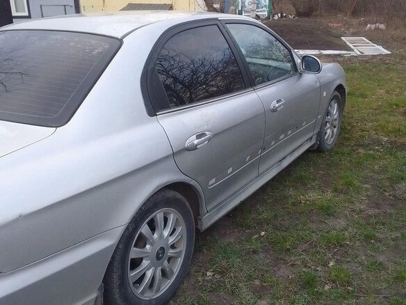 2006 Hyundai Sonata ТагАЗ IV (EF) Рестайлинг, серебристый - вид 2