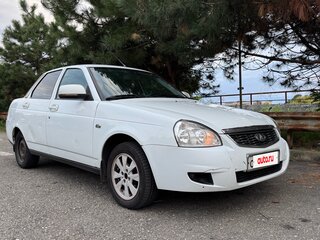 2015 Lada (ВАЗ) Priora I Рестайлинг, белый, 399000 рублей, вид 2