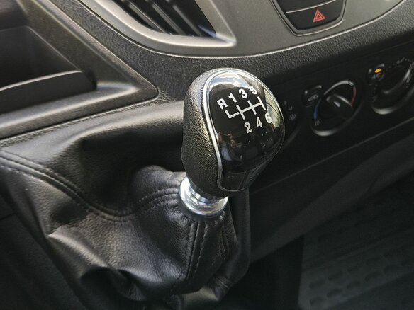 2019 Ford Transit Custom, жёлтый, 2649000 рублей - вид 24