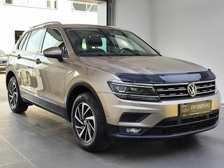 2018 Volkswagen Tiguan II, бежевый, 3150000 рублей, вид 3