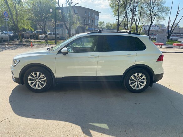 2019 Volkswagen Tiguan II, белый, 2450000 рублей - вид 6