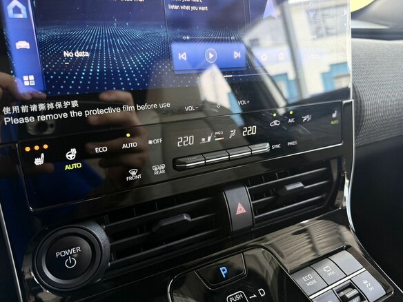 2022 Toyota bZ4X I, серый - вид 15