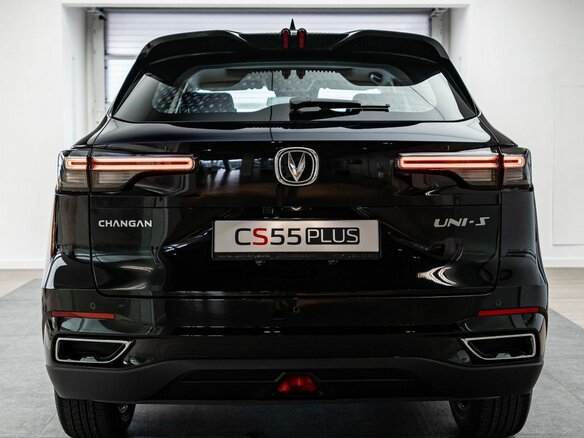 2025 Changan UNI-S I, чёрный, 3229900 рублей - вид 5