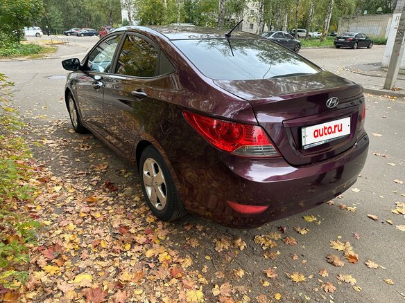 2011 Hyundai Solaris I, фиолетовый, 680000 рублей - вид 3
