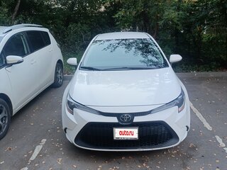 2021 Toyota Corolla Sporty XII (E210), белый, 1550000 рублей, вид 3