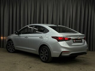 2017 Hyundai Solaris II, серебристый, 1199900 рублей, вид 3