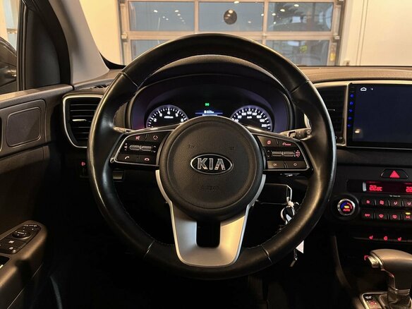 2021 Kia Sportage IV Рестайлинг, серый, 2540000 рублей - вид 9