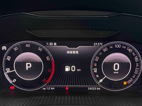 2022 Skoda Superb III Рестайлинг, серебристый, 2377700 рублей - вид 15