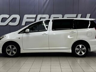 2004 Toyota Wish I, белый, 879000 рублей, вид 5