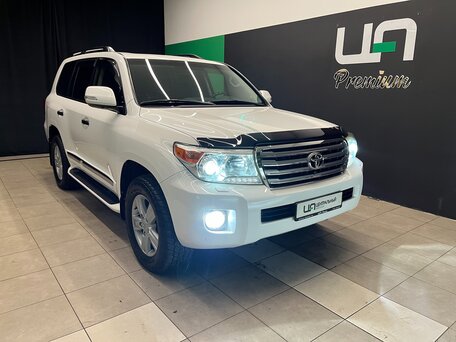 Toyota Land Cruiser 200 Series Рестайлинг 1