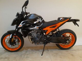 2026 KTM 890 Duke GP, чёрный, 899000 рублей, вид 1