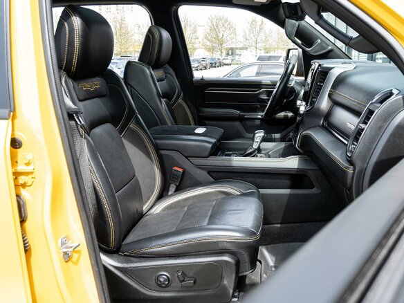 2023 Ram 1500 Crew Cab TRX V, жёлтый, 11920000 рублей - вид 13