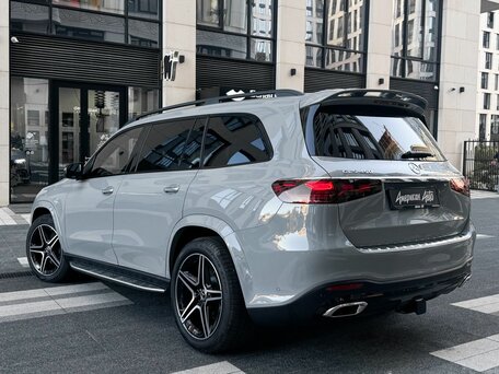 2026 Mercedes-Benz GLS 450 II (X167) Рестайлинг, серый, 15990000 рублей, вид 3