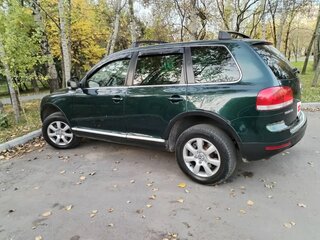 2005 Volkswagen Touareg I, зелёный, 990000 рублей, вид 4