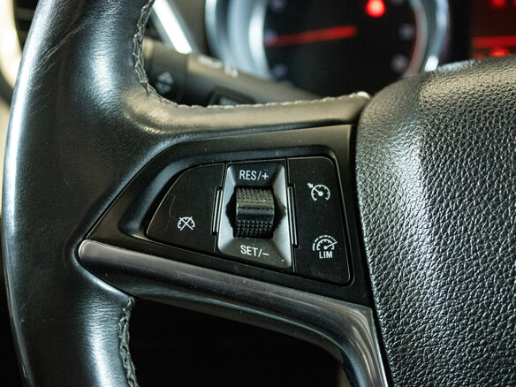 2015 Opel Mokka I, белый, 1134000 рублей - вид 12