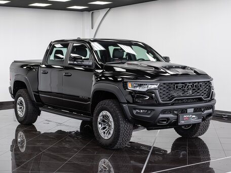 2025 Ram 1500 RHO V Рестайлинг, чёрный, 10790000 рублей, вид 4