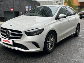 2019 Mercedes-Benz B-Класс 180 III (W247), белый, 2100000 рублей, вид 1