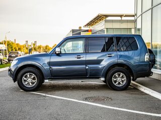2008 Mitsubishi Pajero IV, серый, 1398000 рублей, вид 4
