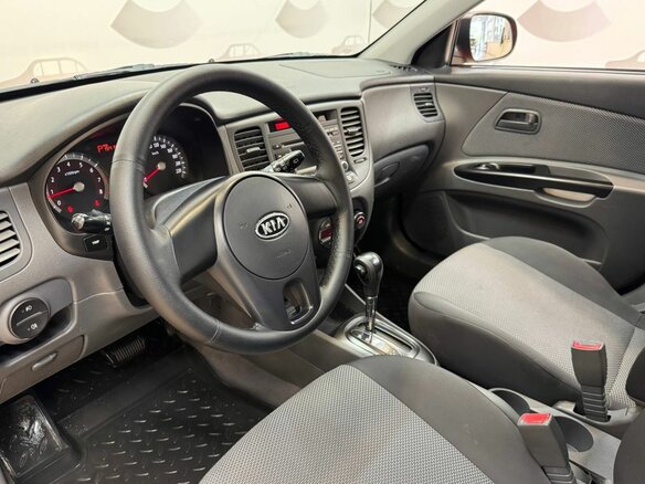 2010 Kia Rio II Рестайлинг, оранжевый, 775000 рублей - вид 8