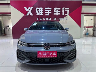 2025 Volkswagen Golf VIII Рестайлинг, серый, 2166000 рублей, вид 2