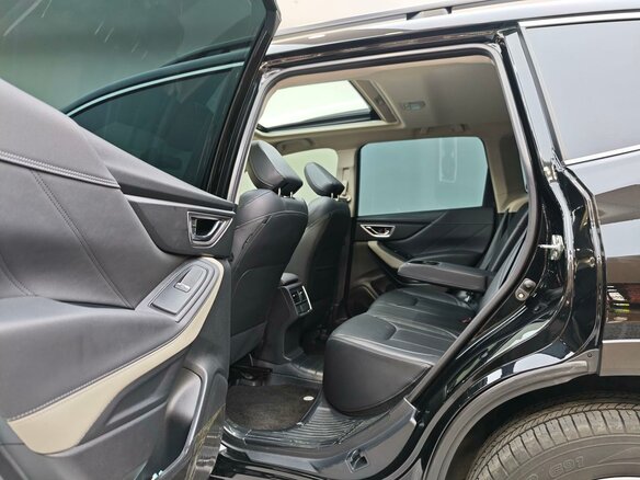 2023 Subaru Forester V Рестайлинг, чёрный, 2520000 рублей - вид 14