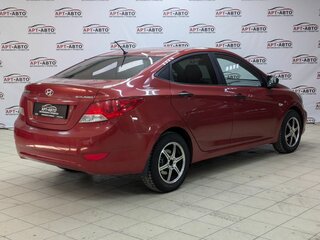 2014 Hyundai Solaris I, красный, 779000 рублей, вид 4