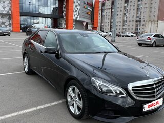 2013 Mercedes-Benz E-Класс 200 IV (W212, S212, C207) Рестайлинг, чёрный, 1550000 рублей, вид 3