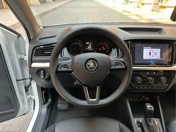 2022 Skoda Kamiq I (China Market), белый, 1850000 рублей - вид 5