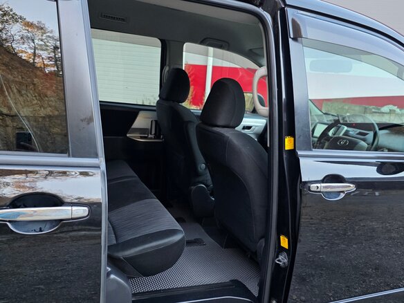 2013 Toyota Noah II (R70), чёрный - вид 11