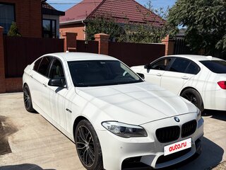 2011 BMW 5 серии 523i VI (F10/F11/F07), белый, 1820000 рублей, вид 2