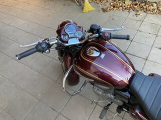 2024 Royal Enfield Bullet 350, пурпурный, 450000 рублей, вид 2