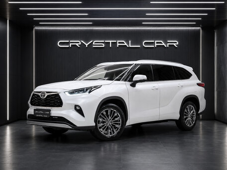 Toyota Highlander IV (XU70)