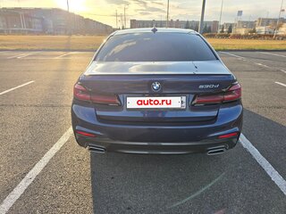 2018 BMW 5 серии 530d VII (G30/G31/G38), синий, 4400000 рублей, вид 3