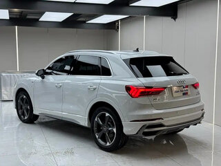 2022 Audi Q3 35 TFSI II (F3), белый, 1730000 рублей, вид 4