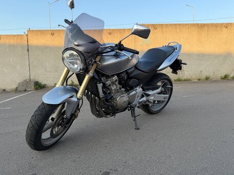 2006 Honda CB 600F Hornet, серебристый, 425000 рублей, вид 3