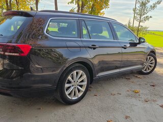 2019 Volkswagen Passat B8 Рестайлинг, чёрный, 1623006 рублей, вид 4